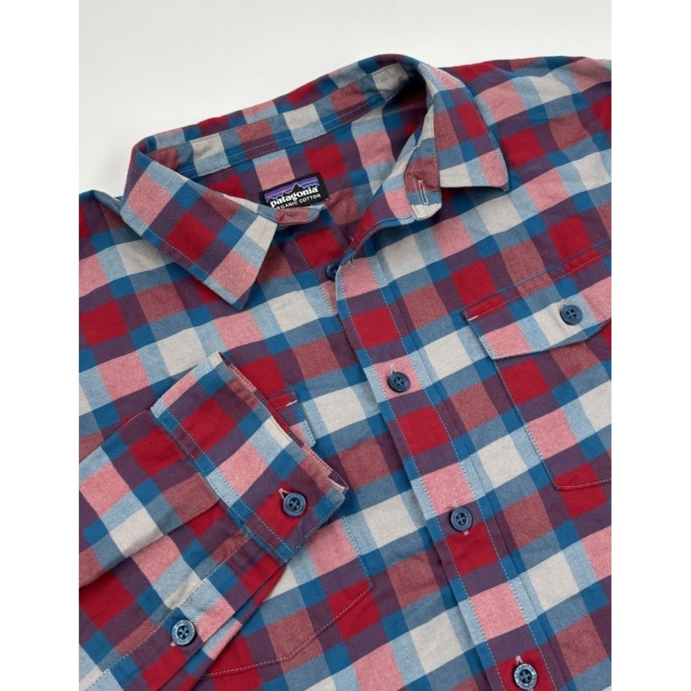 Patagonia Men's M Cotton Red Plaid Long‎ Sleeve Button Front Shirt